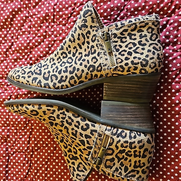 Lucky Brand Fhuna leather animal print booties size 9 - Picture 5 of 9
